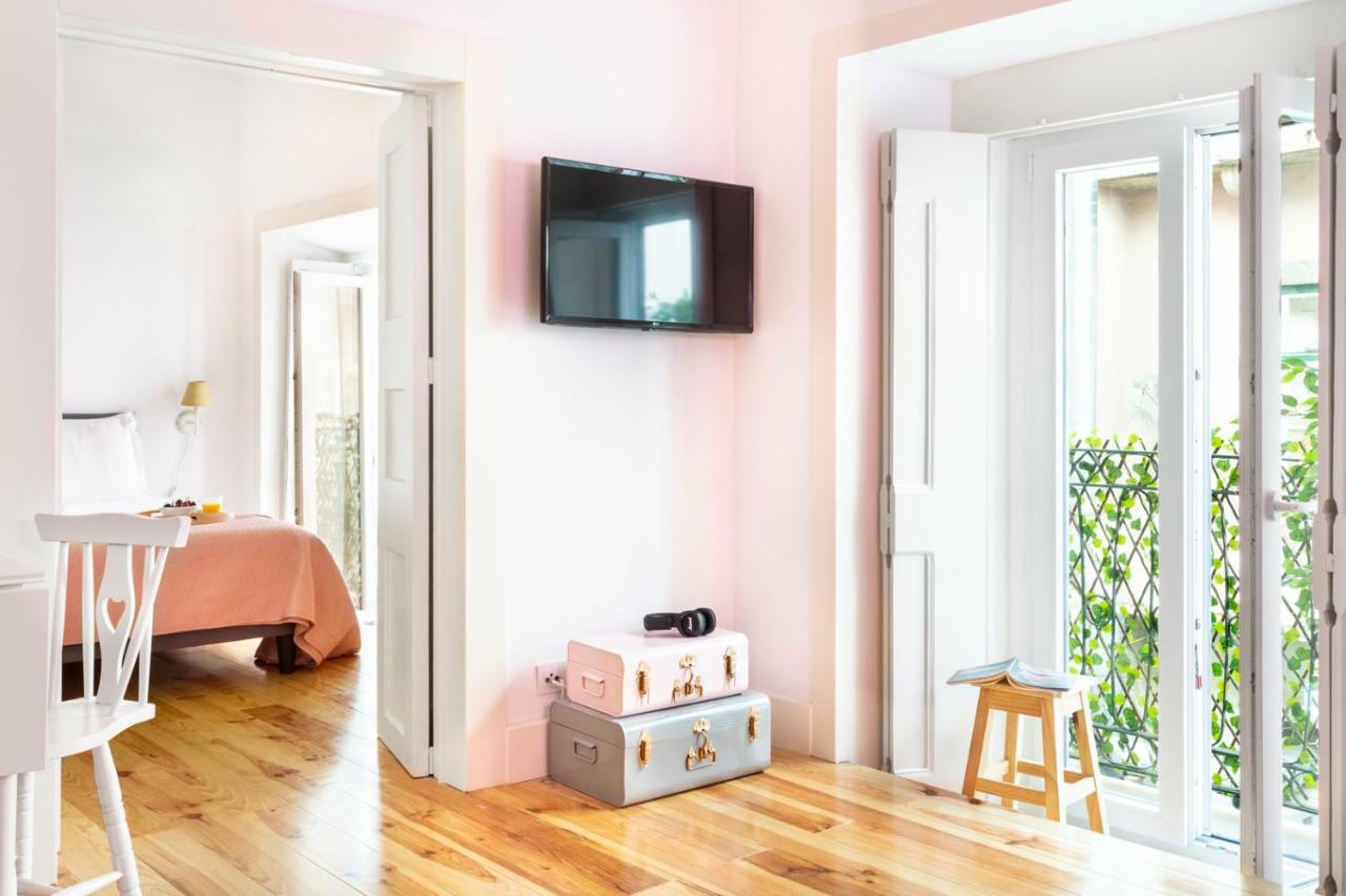 Apartamento Altido Chic 1br Apt With Balcony Close By Graça Viewpoint&tram Stops