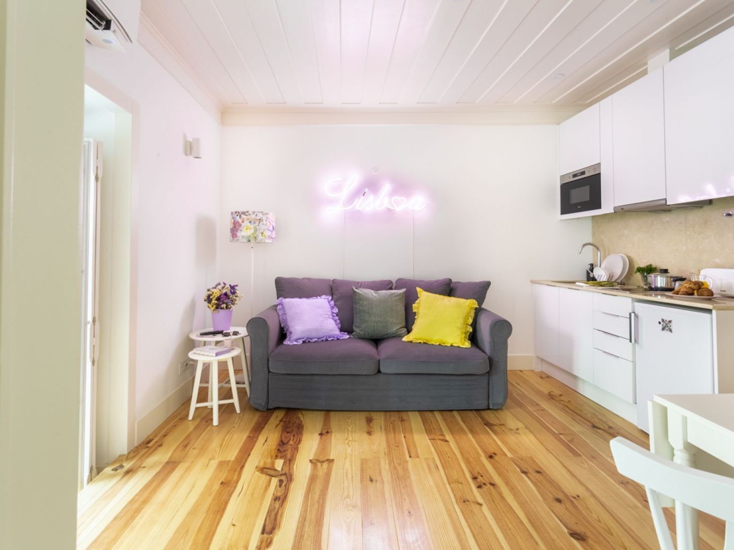 Apartamento Altido Chic 1br Apt With Balcony Close By Graça Viewpoint&tram Stops *