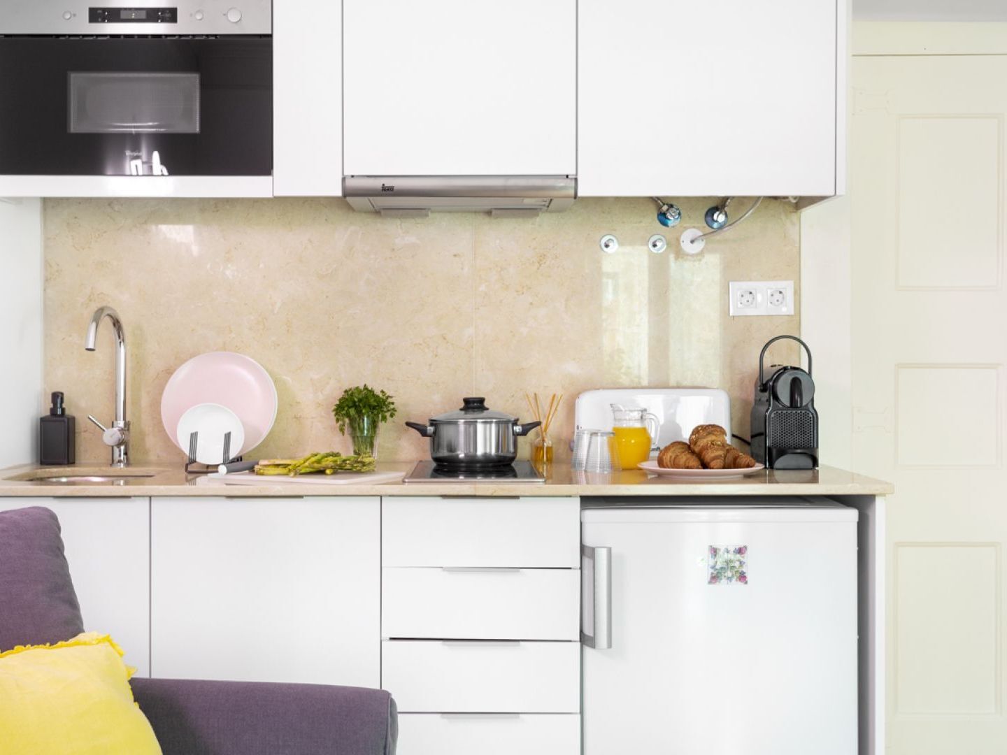 Apartamento Altido Chic 1br Apt With Balcony Close By Graça Viewpoint&tram Stops